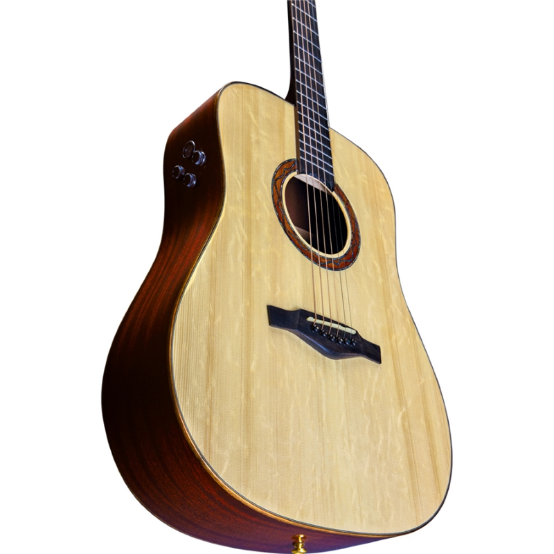 Eko WOW D800E SS (Spruce/Sapele)