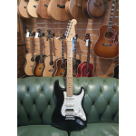 usato Fender Stratocaster HSS black con custodia