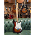 usato Fender Stratocaster Standard 1988 con custodia