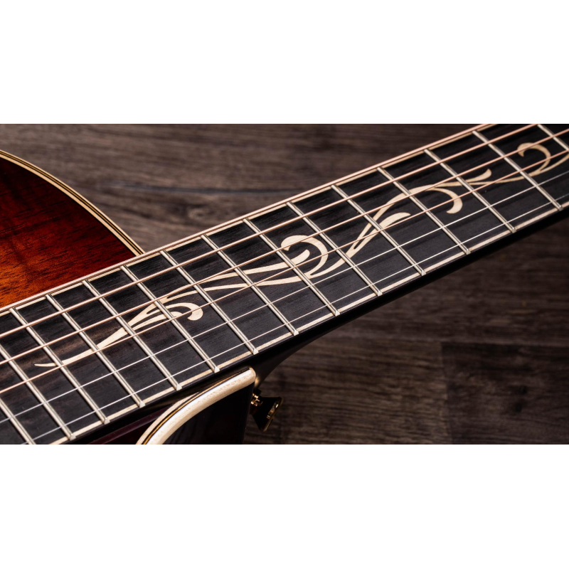 Taylor K22ce,V-Class Bracing Grand Concert