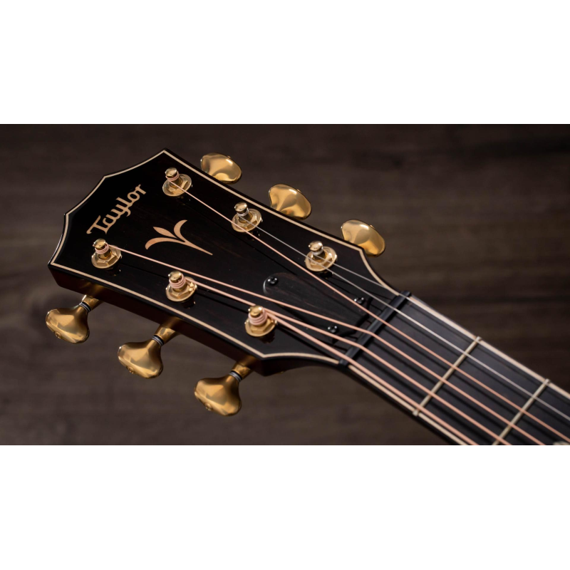 Taylor K22ce,V-Class Bracing Grand Concert