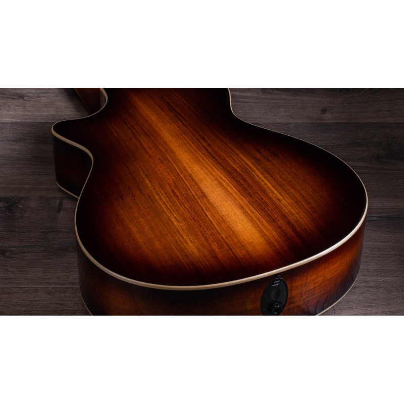 Taylor K22ce,V-Class Bracing Grand Concert