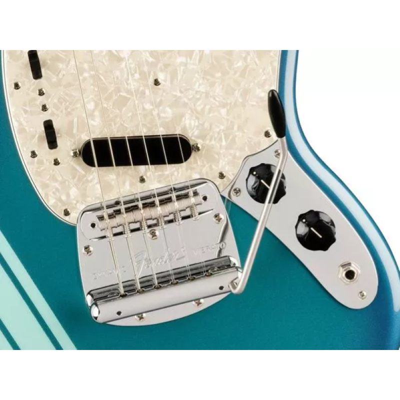 Fender Vintera® II 70s Mustang®, Rosewood Fingerboard, Competition Burgundy 0149130320