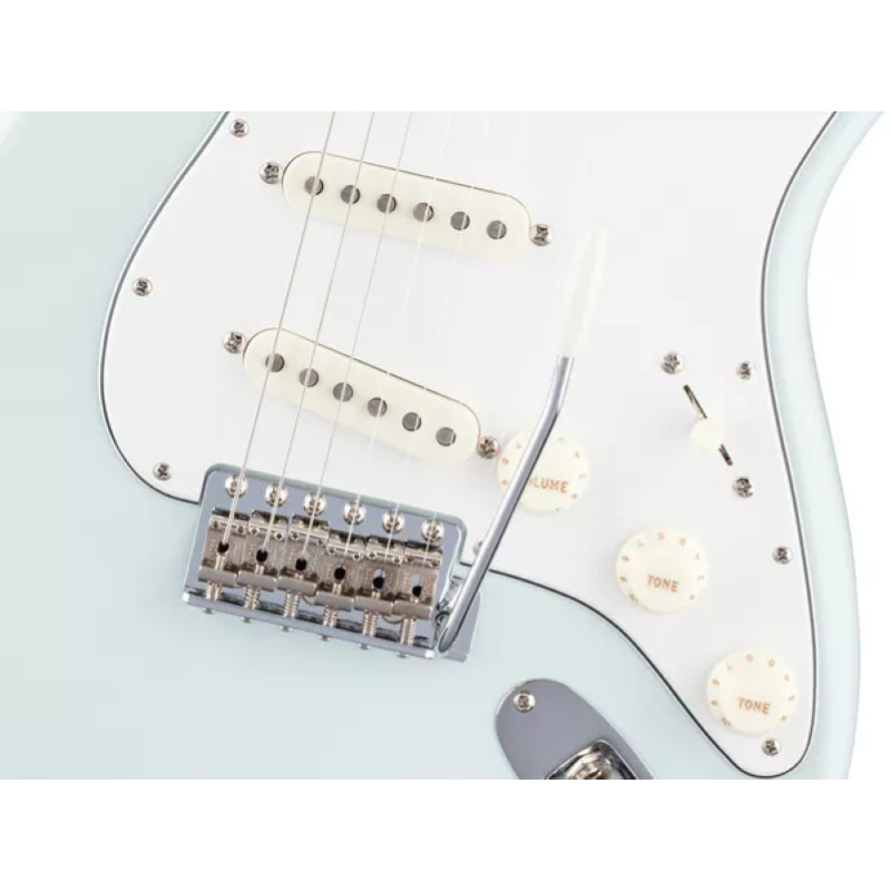 Fender American Vintage II 1965 Stratocaster®, Round-Lam Rosewood Fingerboard, Sonic Blue 0110280872