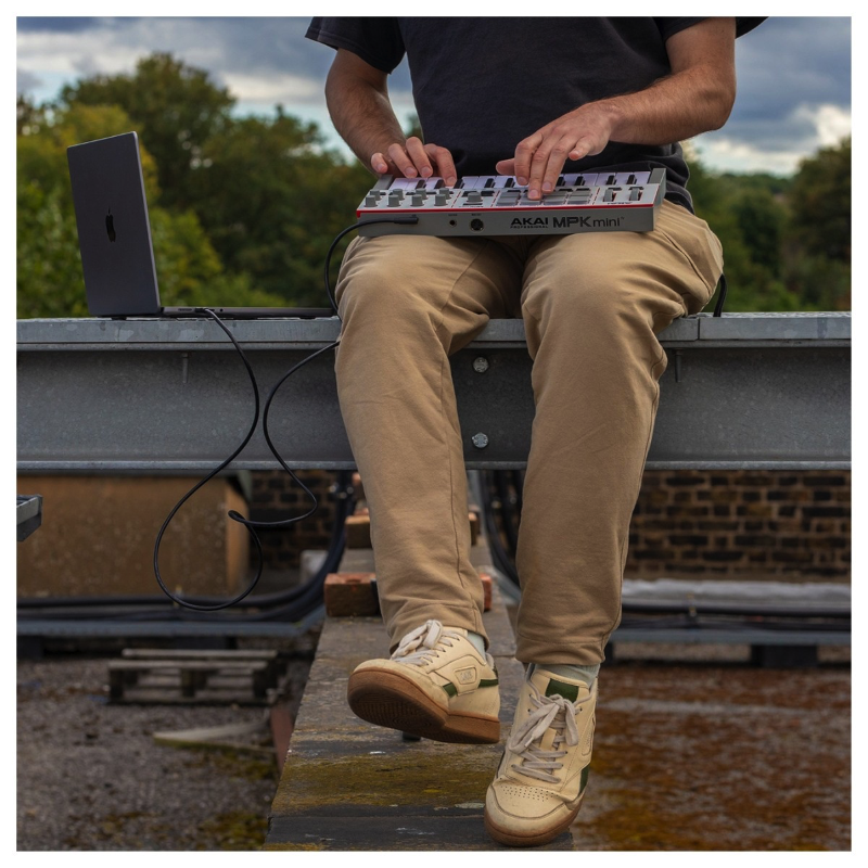 Akai MPK Mini MK4 Grey Controller MIDI USB 25 Tasti Mini Grigio