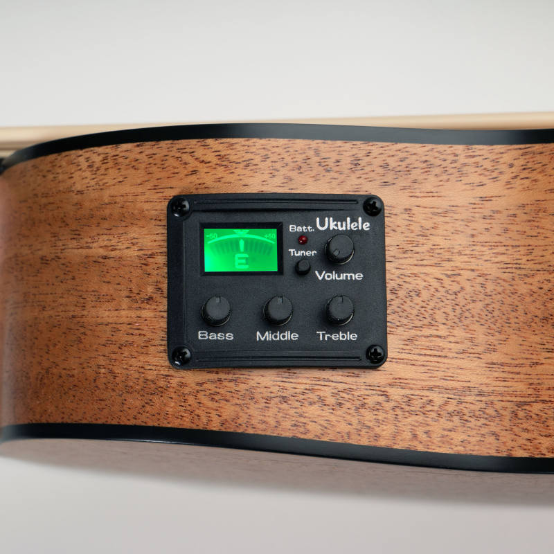 Cascha HH-2175 Bass Ukulele Mahogany (incl. Bag)