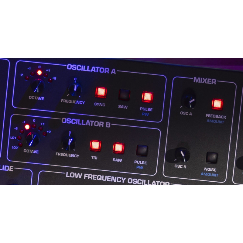 SEQUENTIAL Fourm Sintetizzatore Analogico a 4 voci