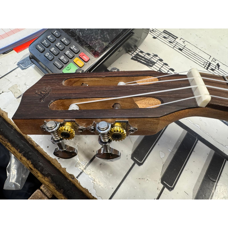 LAX UK716-C Ukulele CONCERT, KOA, matt finish, c/borsa