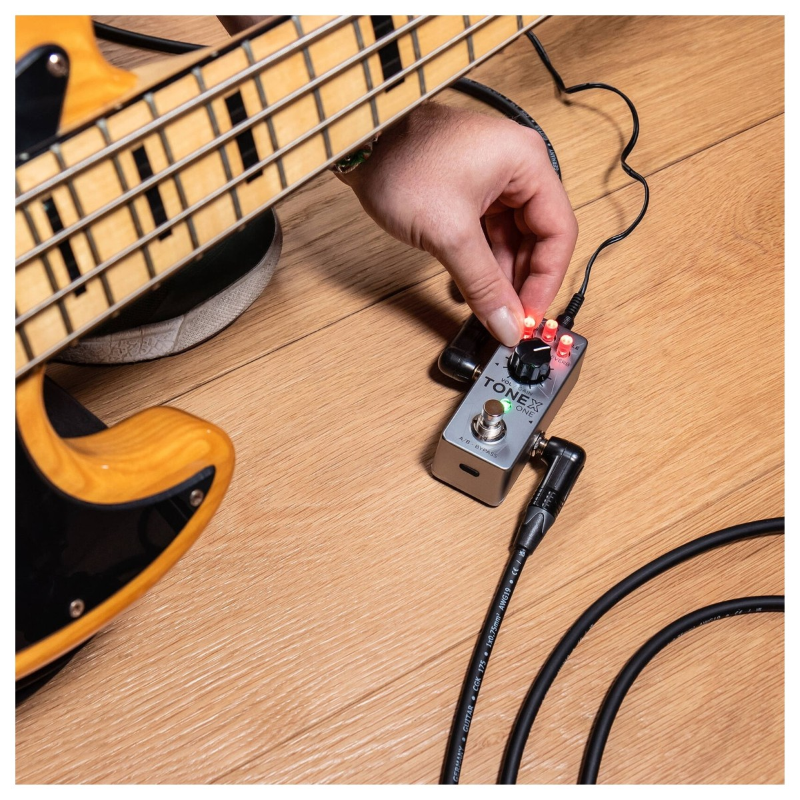 IK Multimedia TONEX ONE BASS Modeling Pedal per basso