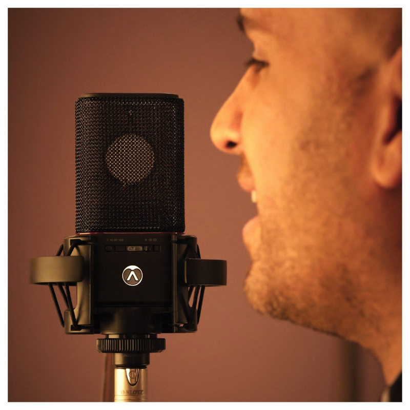 Austrian Audio OC18 Studio Set Microfono a Condensatore a Diaframma Largo con Accessori e Valigia