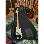 usato Fender Precision AM Prof. II MN black con custodia imbottita