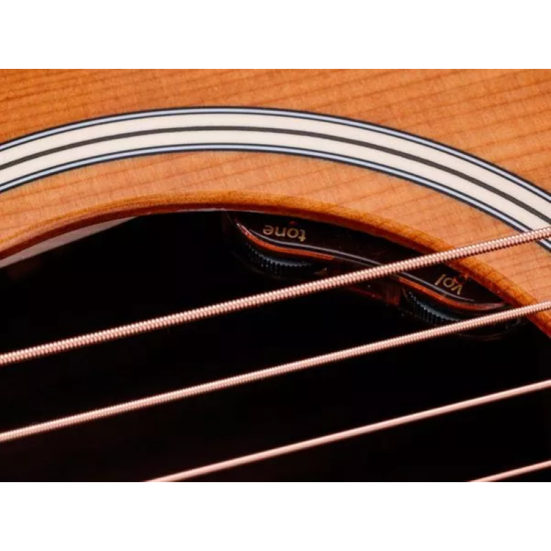 Taylor Gold Label 714e Sunburst ,Ind.RW/Torr.Sitka, Cream PG