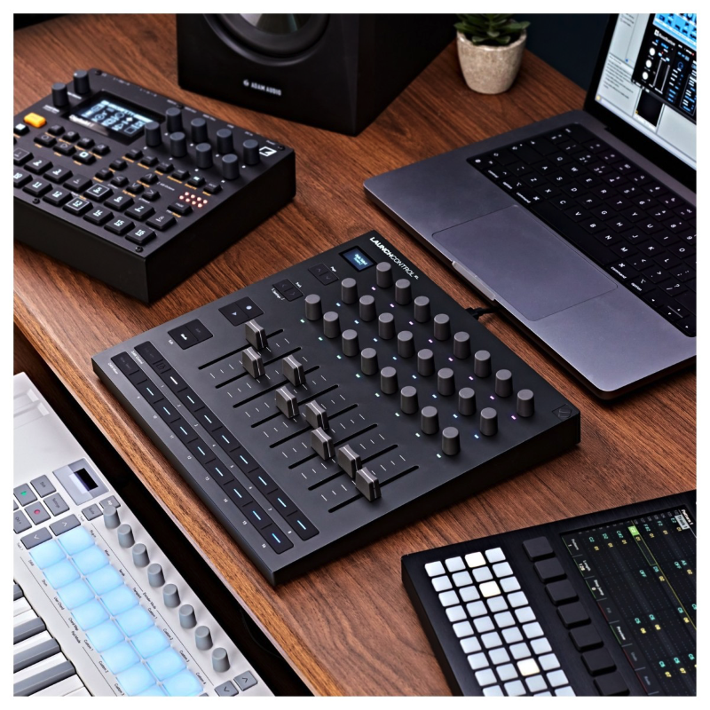 Novation Launch Control XL MK3 Controller MIDI USB per DAW