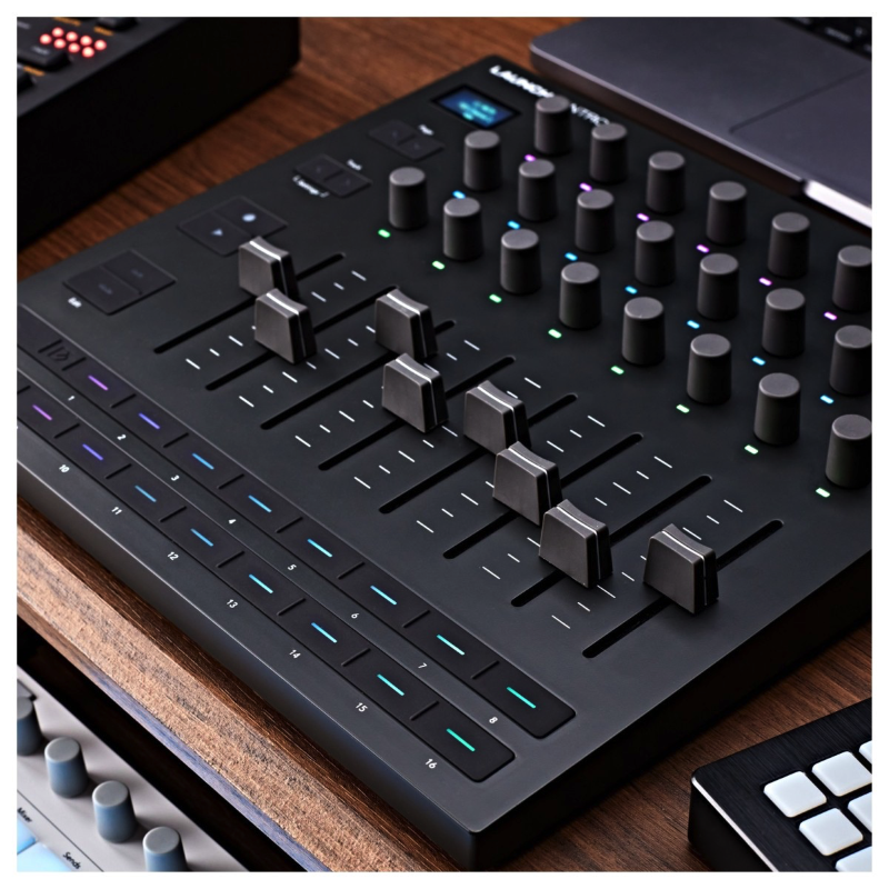 Novation Launch Control XL MK3 Controller MIDI USB per DAW
