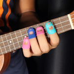 Protezione dita mano sinistra in silicone per chitarra 