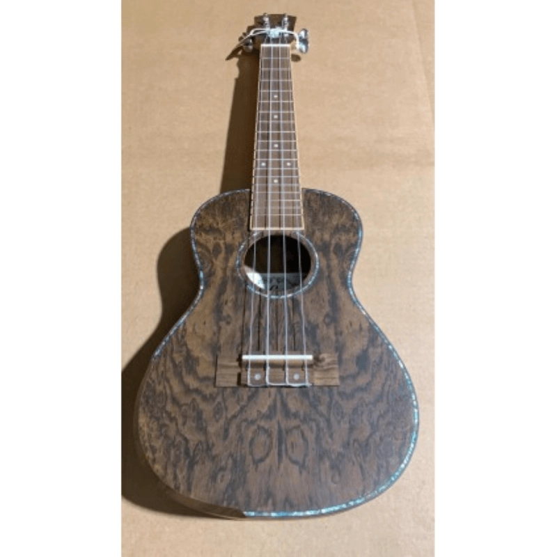 UKULELE LAX CONCERT UCE-239B Legno Quilted
