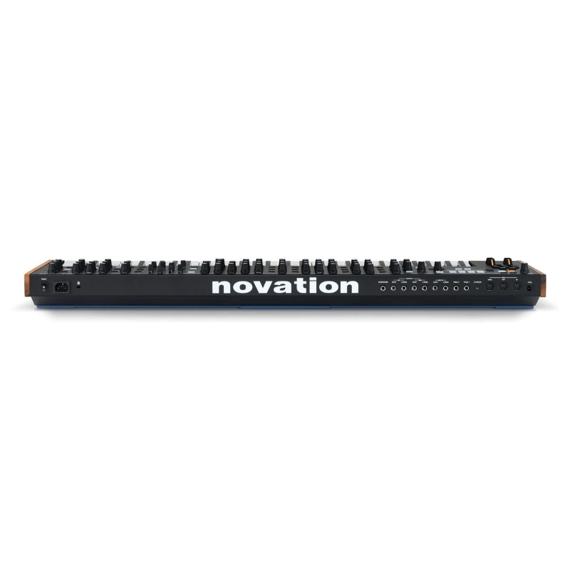 Novation Summit Sintetizzatore Polifonico a 16 Voci