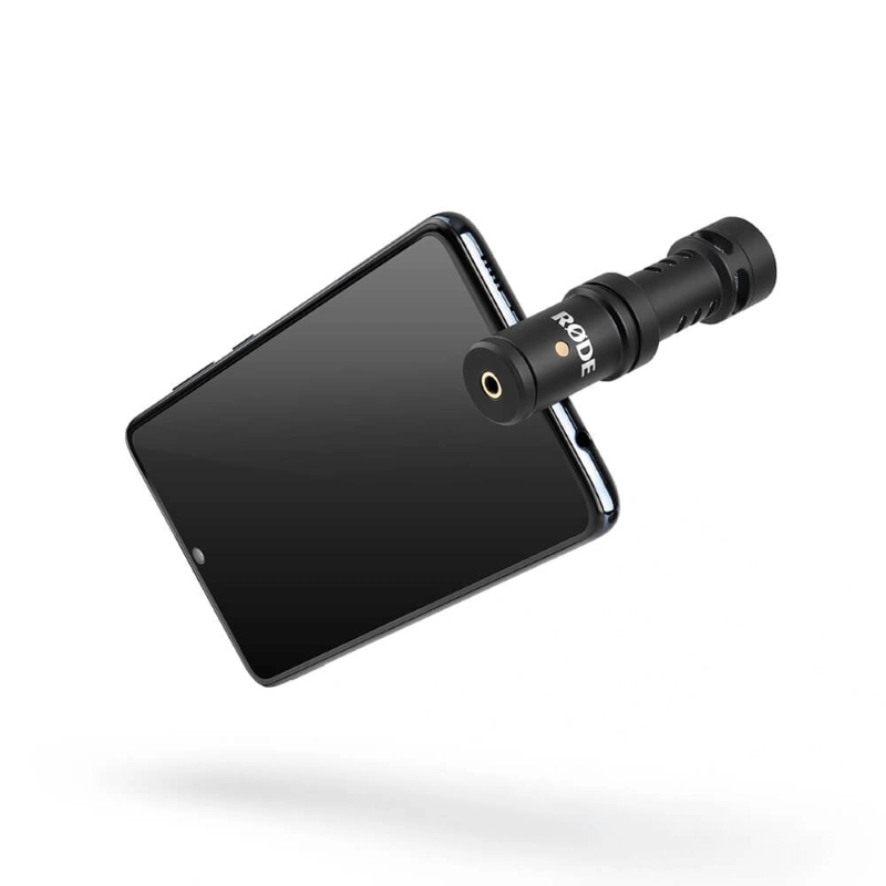 rode-videomic-me-c-usb-c-microphone-on-samsung-phone-3-quarter-levitating-march-2021-1000x1000-rgb
