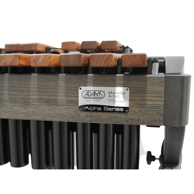 Adams MAHA50 Marimba Alpha, Apex 5 ottave, C2-C7, Honduras rosewood, 72-40 mm, Graphite desert, Apex Frame