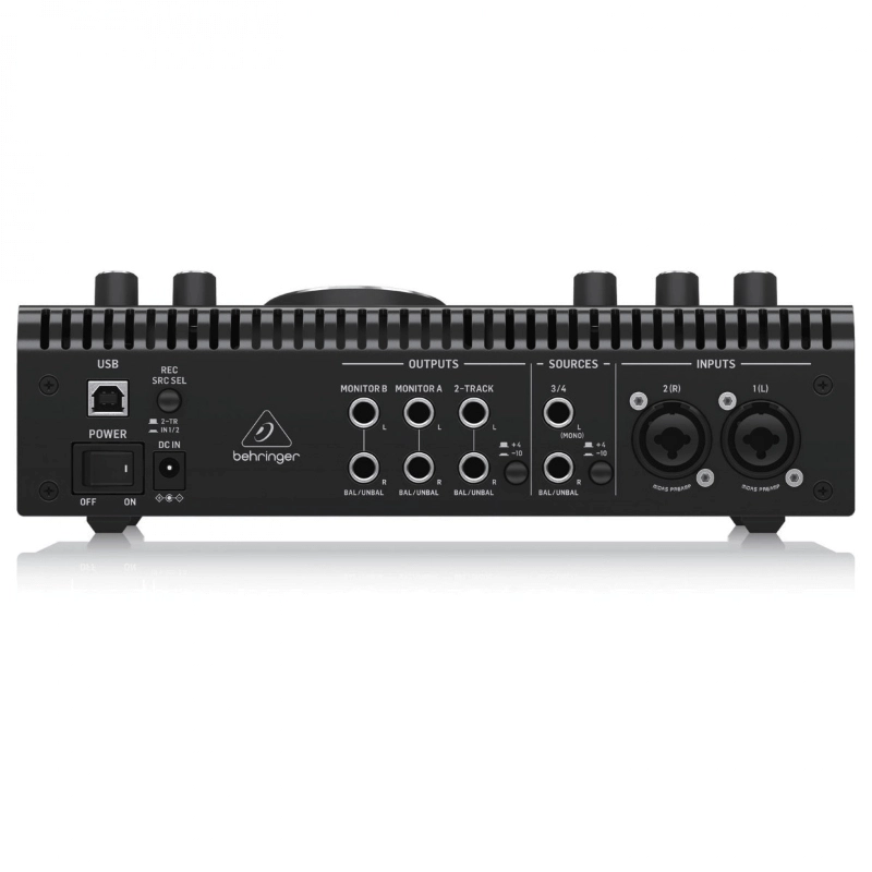 Behringer Studio L Controller per Monitor 4 in/ 2 out con Interfaccia Audio e Preamplificatori Midas