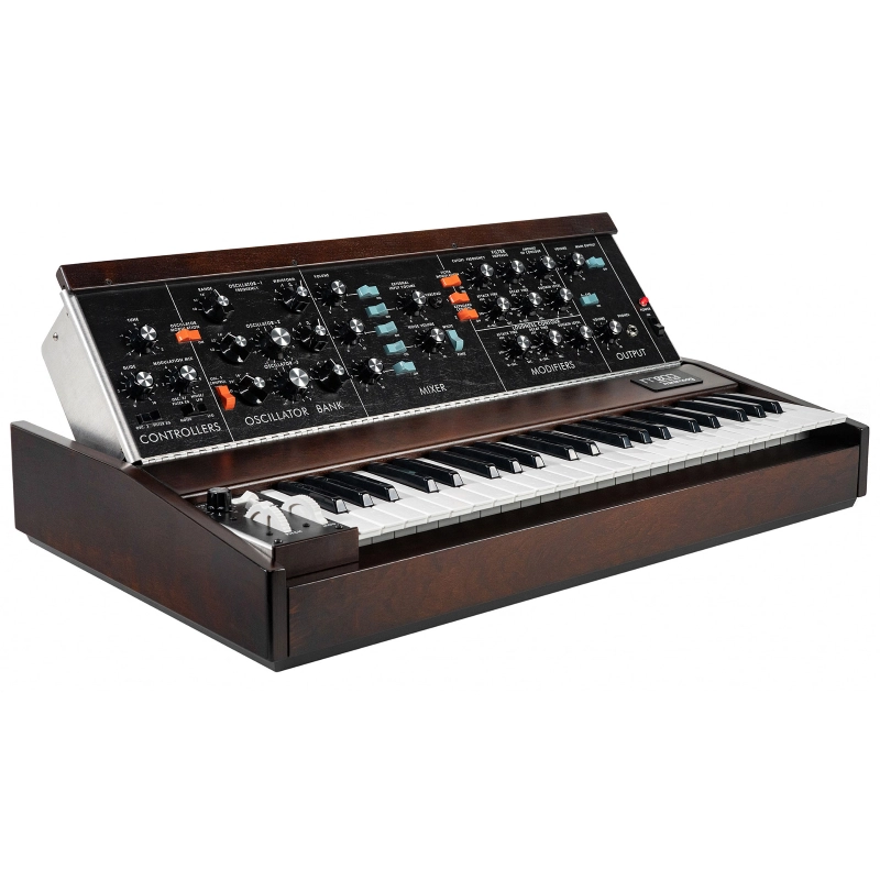 moog-minimoog-model-d-2022