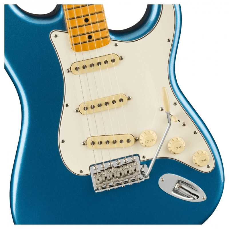 Fender American Vintage II 1973 Stratocaster®, Maple Fingerboard, Lake Placid Blue 0110272802