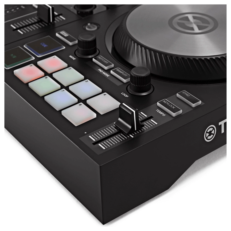 Native Instruments Traktor Kontrol S2 MK3 Superficie di Controllo USB per DJ con 2 Deck e Interfaccia Audio 4 Canali