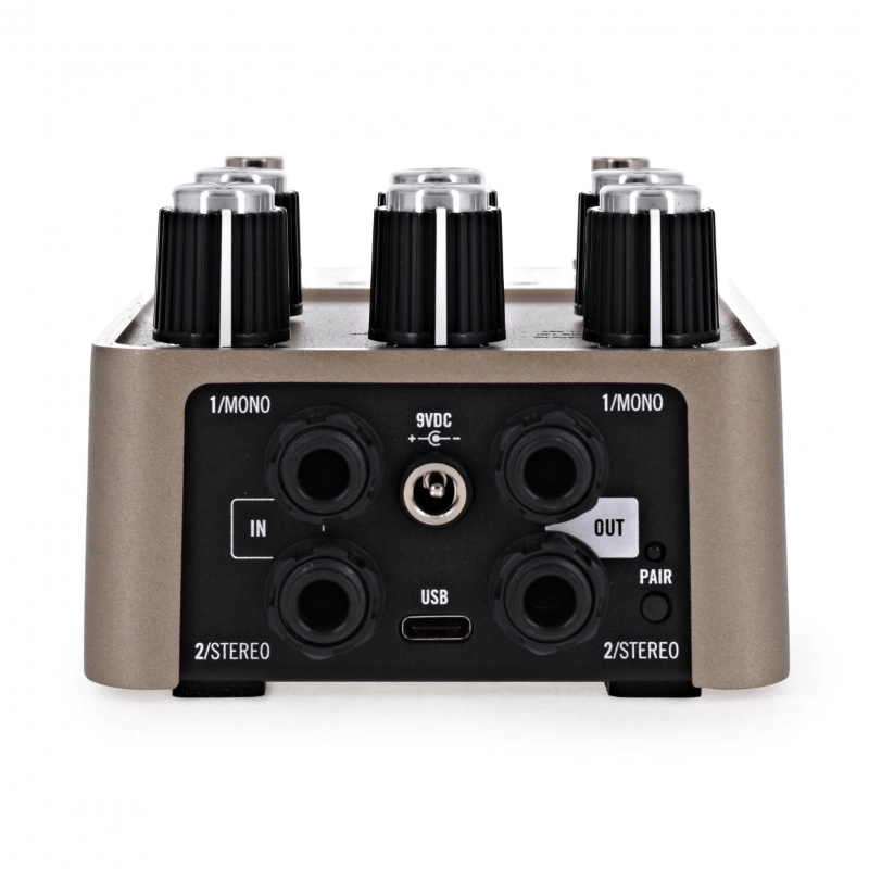 Universal Audio UAFX Golden Reverberator Effetto Riverbero Stereo Digitali con Riverberatori a Molla