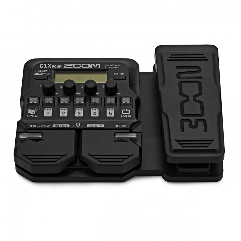 Zoom G1X FOUR Multieffetto con Looper Pattern di Batteria Amplificatori e Pedale d'Espressione
