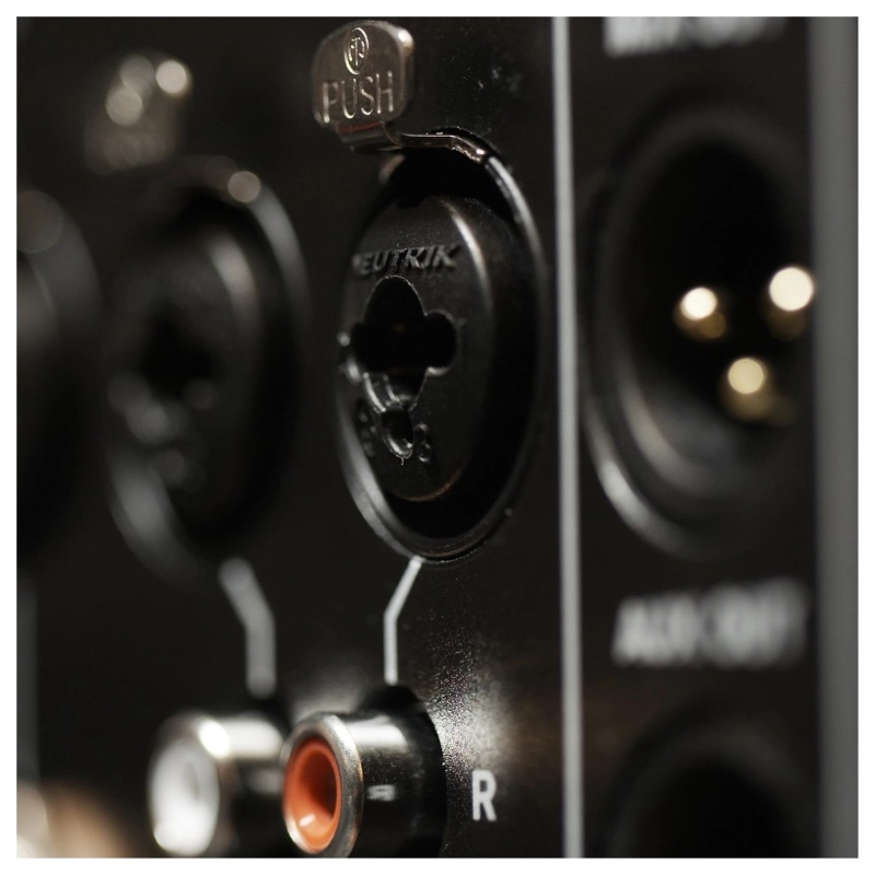 Electro Voice Evolve 50M Black 8 Ingressi e QuickSmart Link