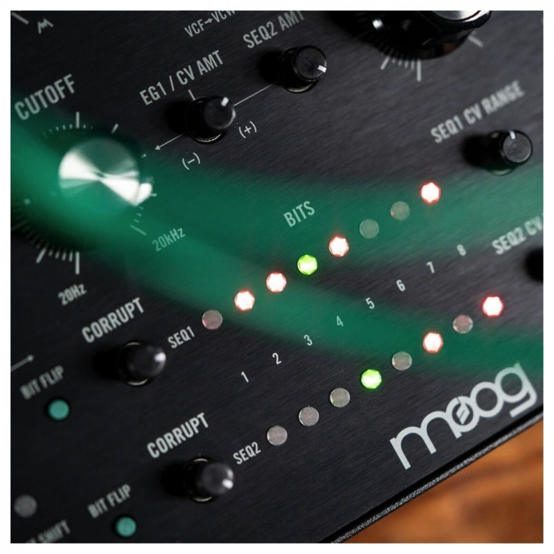 Moog Labyrinth Sintetizzatore Analogico Generativo Parallelo