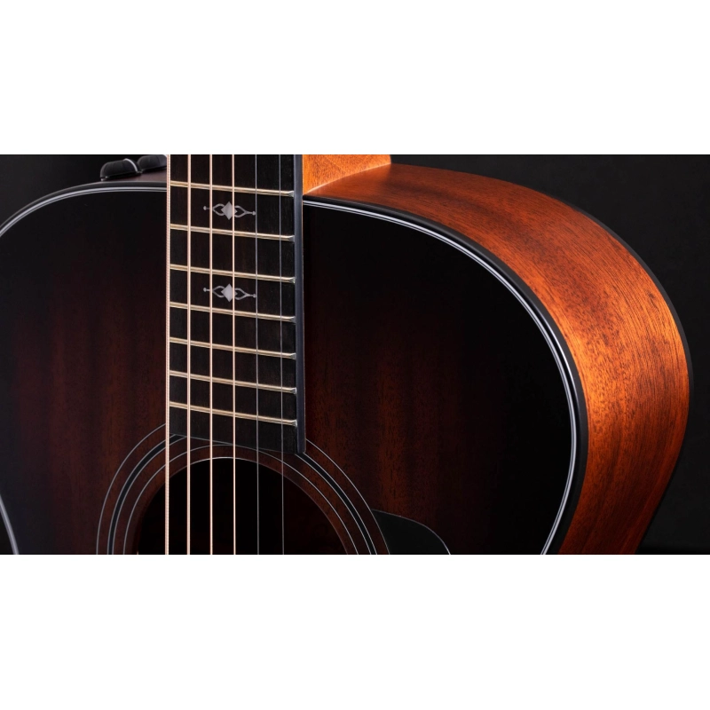 Taylor 322e Mahogany /Mahogany SEB Top V-Class(R)Bracing Grand Concert