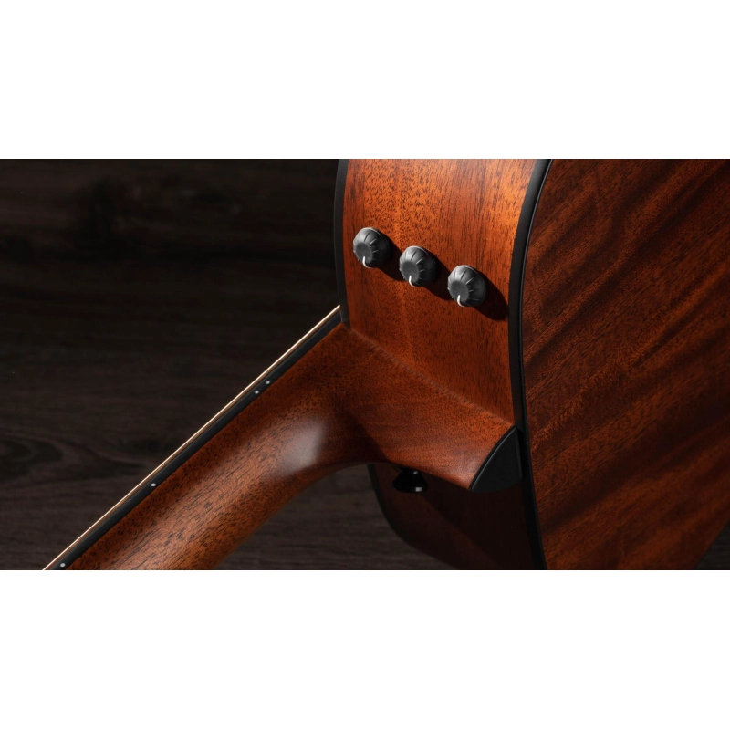Taylor 322e Mahogany /Mahogany SEB Top V-Class(R)Bracing Grand Concert