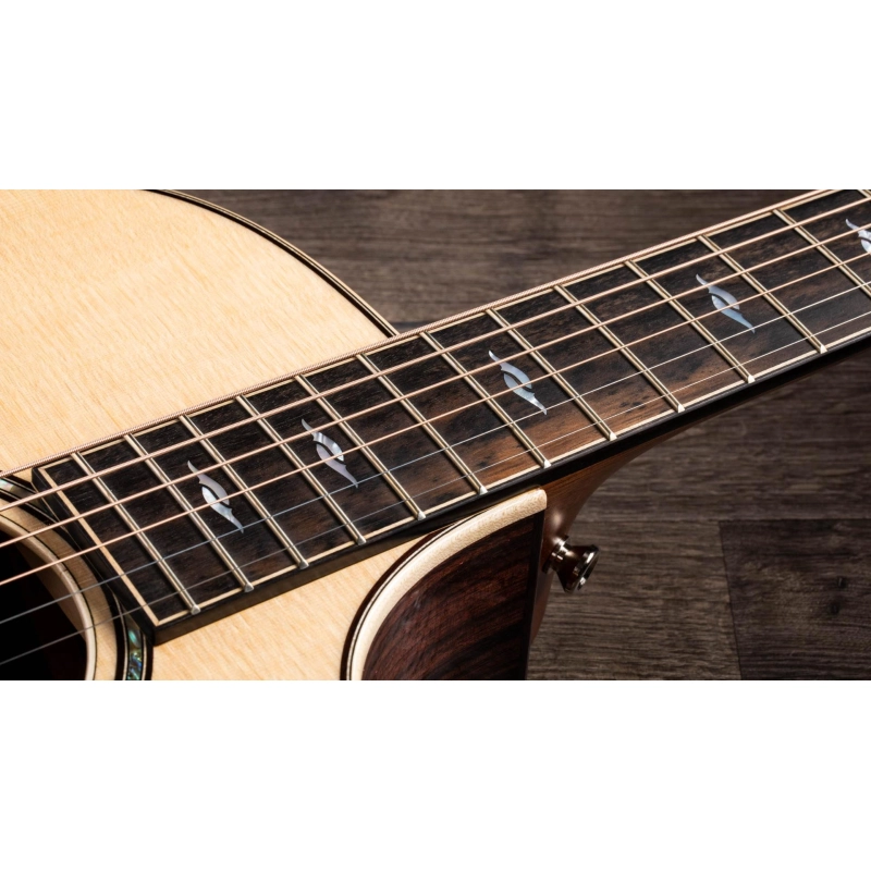 Taylor 812ce 12-Fret Sitka Rosewood Grand Concert