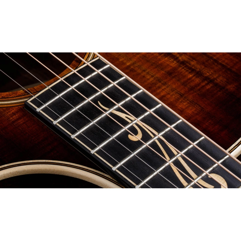 Taylor K22ce 12-Fret,V-Class Bracing Grand Concert