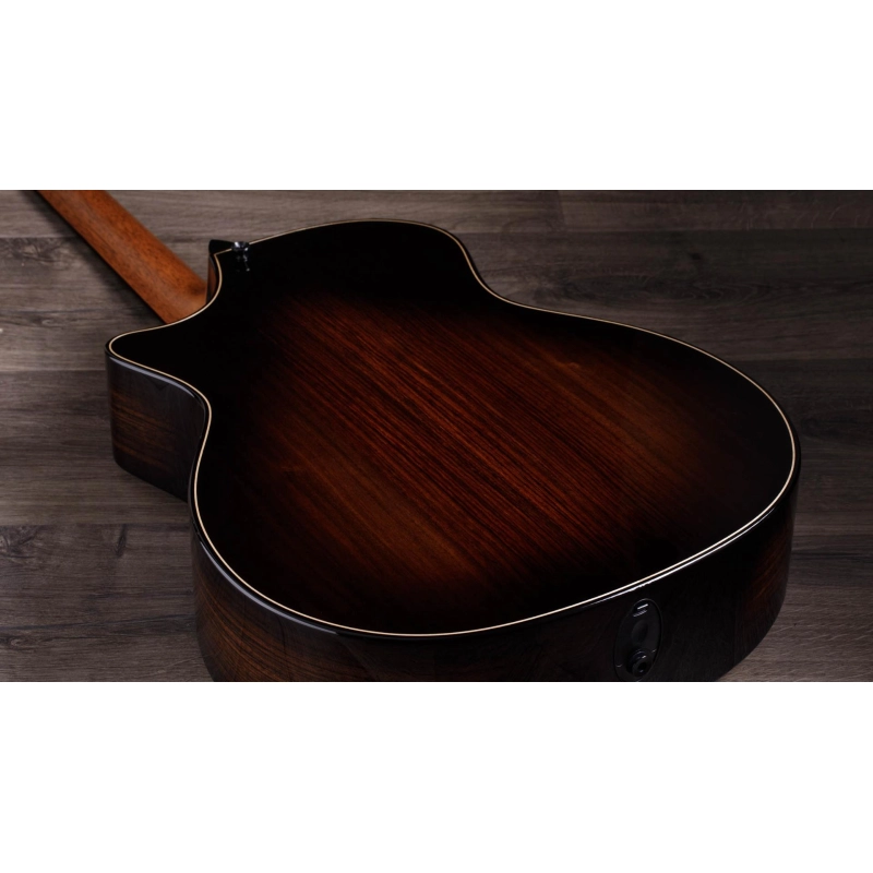 Taylor Builder's Edition 814ce Rosewood/Adirondack Grand Auditorium