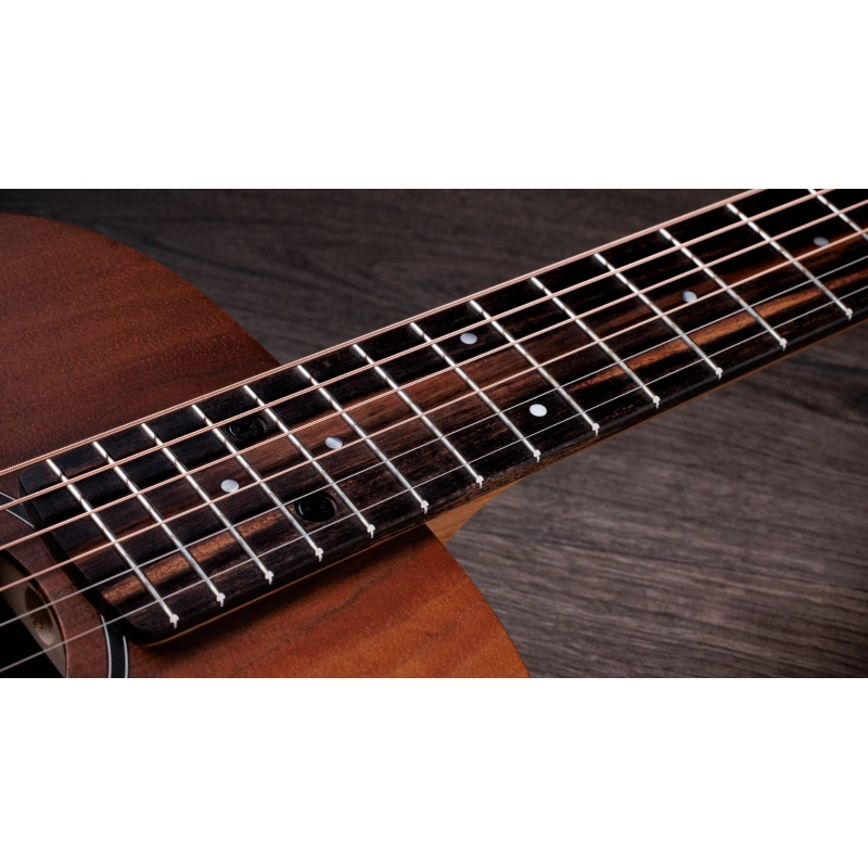 Taylor Baby Taylor Koa Chitarra