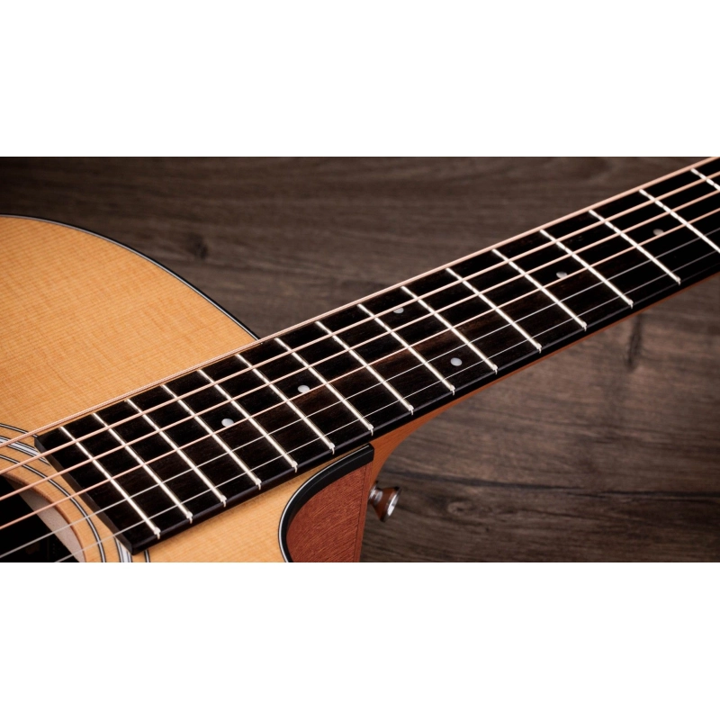 Taylor 110ce Chitarra Dreadnought