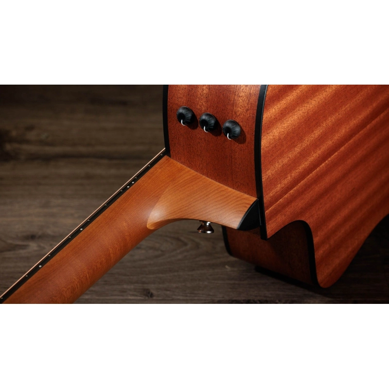 Taylor 114ce Spruce/Sapele Grand Auditorium