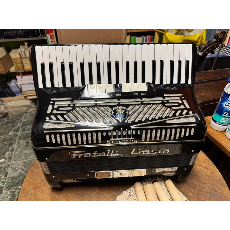 usato F.LLI Crosio Fisarmonica 120 Bassi con cassotto