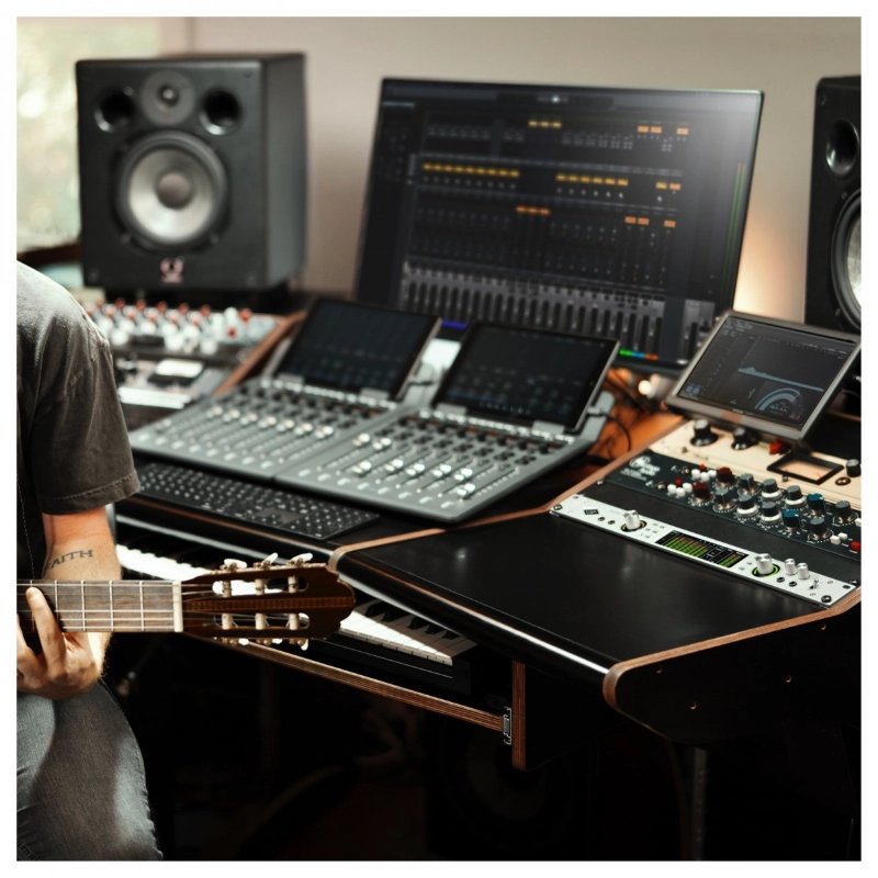 Universa Audio Apollo X8p Gen 2 Essentials+ Interfaccia Audio Thunderbolt 3 16x22