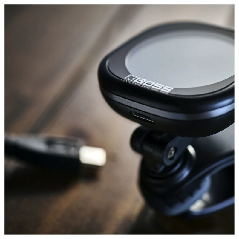 Boss TU05 Accordatore Ricaricabile per Chitarra Basso e Ukulele