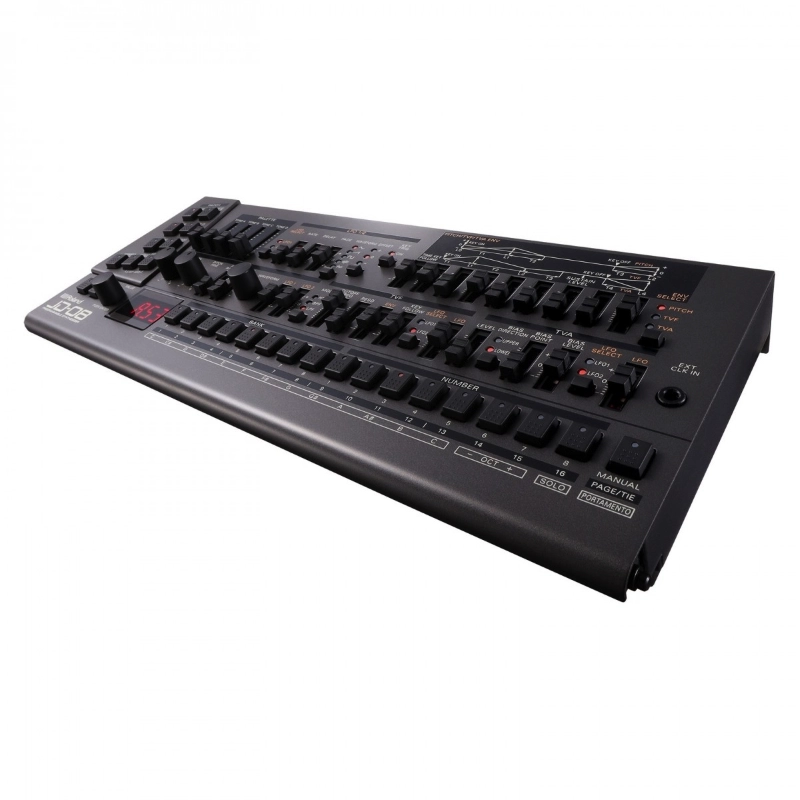 Roland JD08 Modulo Sintetizzatore con Sequencer Polifonico