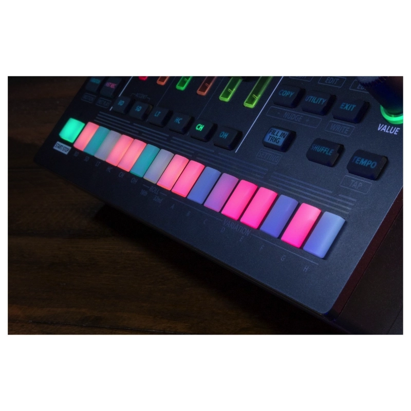 Roland TR6S Drum Machine Programmabile a 6 Tracce