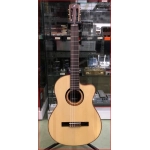 Merida T-15CES Classic Guitar con Fishman ISY201