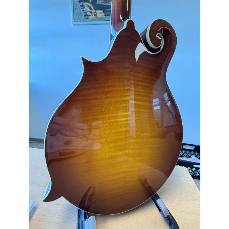 EASTMAN MD615 Mandolino F-Style Classic Color con Pickup K&K