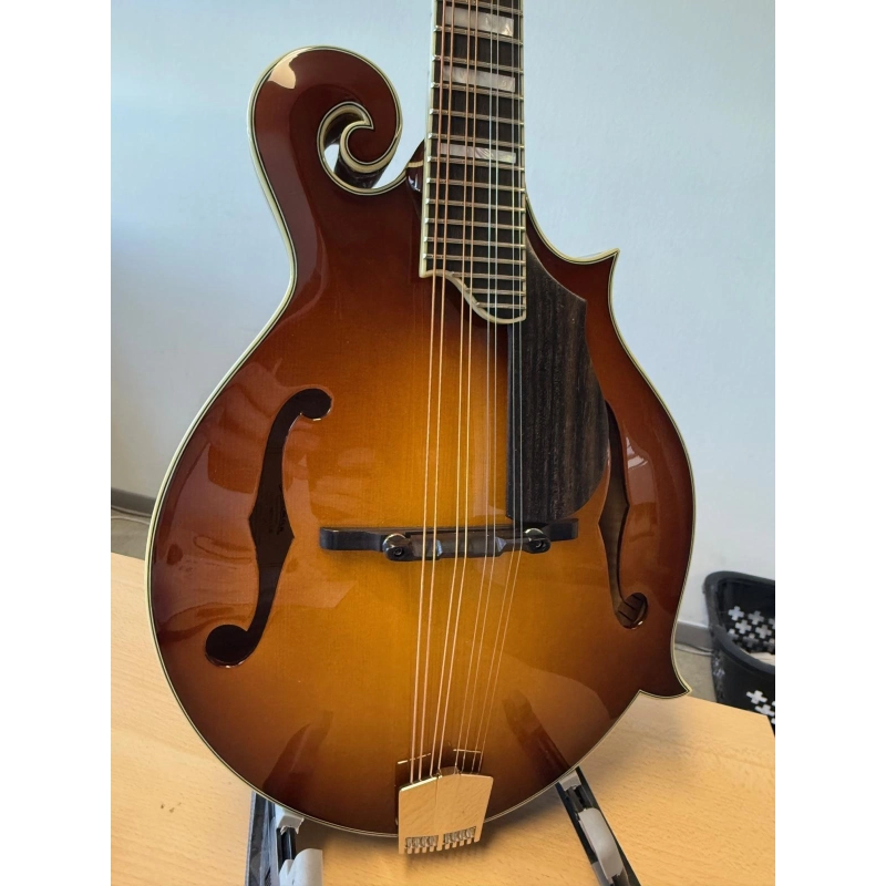 EASTMAN MD615 Mandolino F-Style Classic Color con Pickup K&K