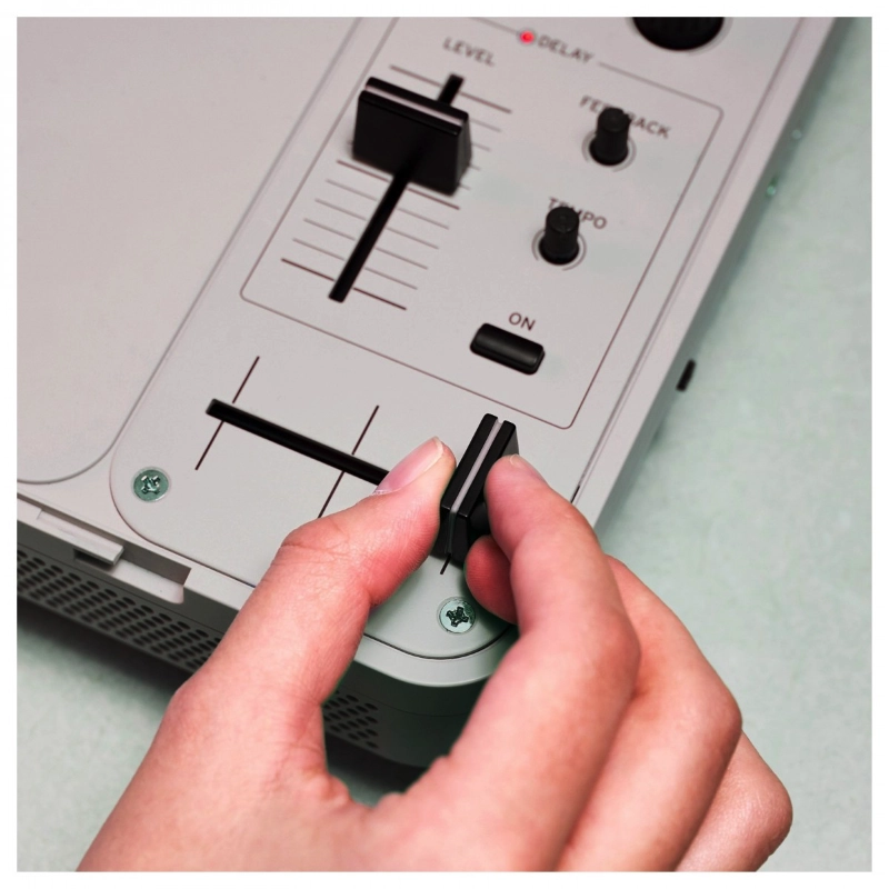 Korg Handytraxx Play Giradischi Portatile Bianco