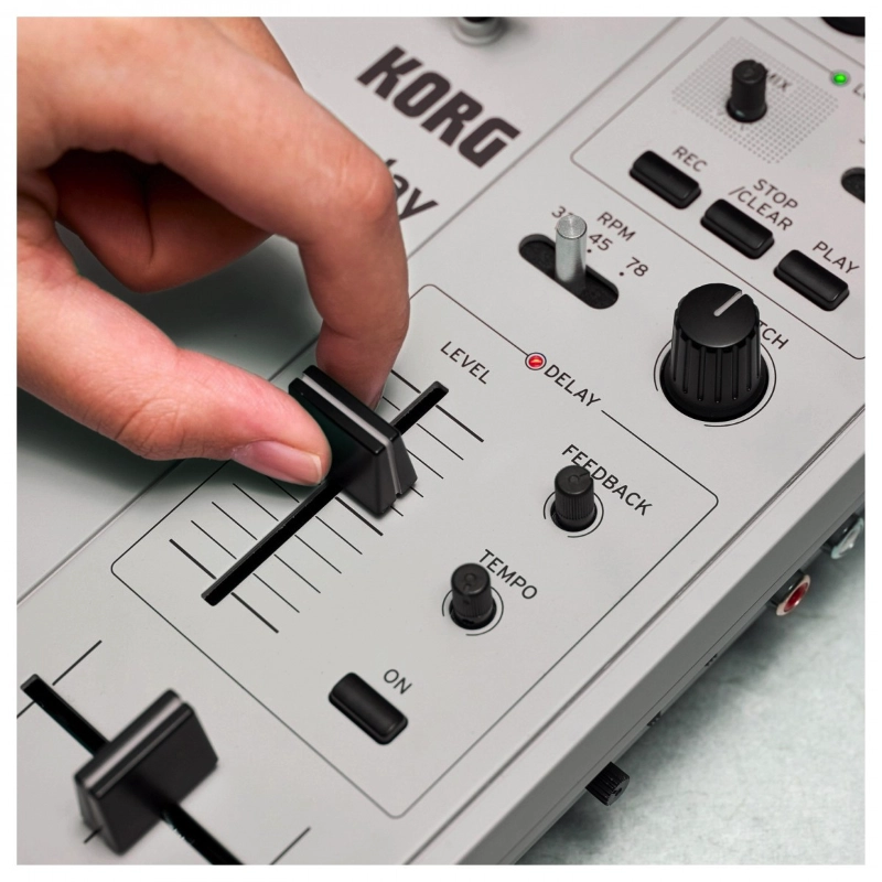 Korg Handytraxx Play Giradischi Portatile Bianco