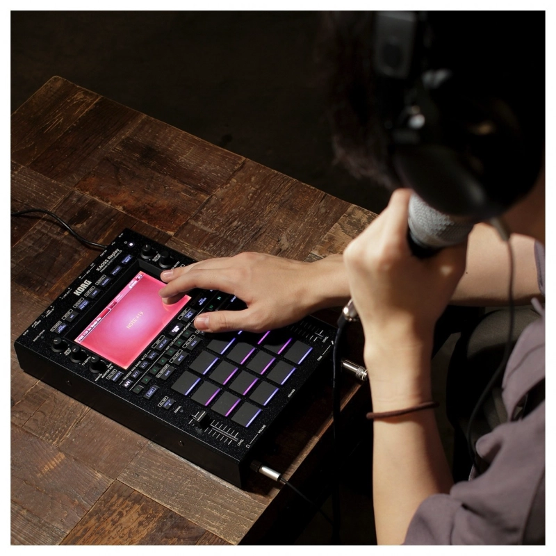 Korg Kaoss Replay Processore di Segnale con 128 Effetti Controllabili in Tempo Reale